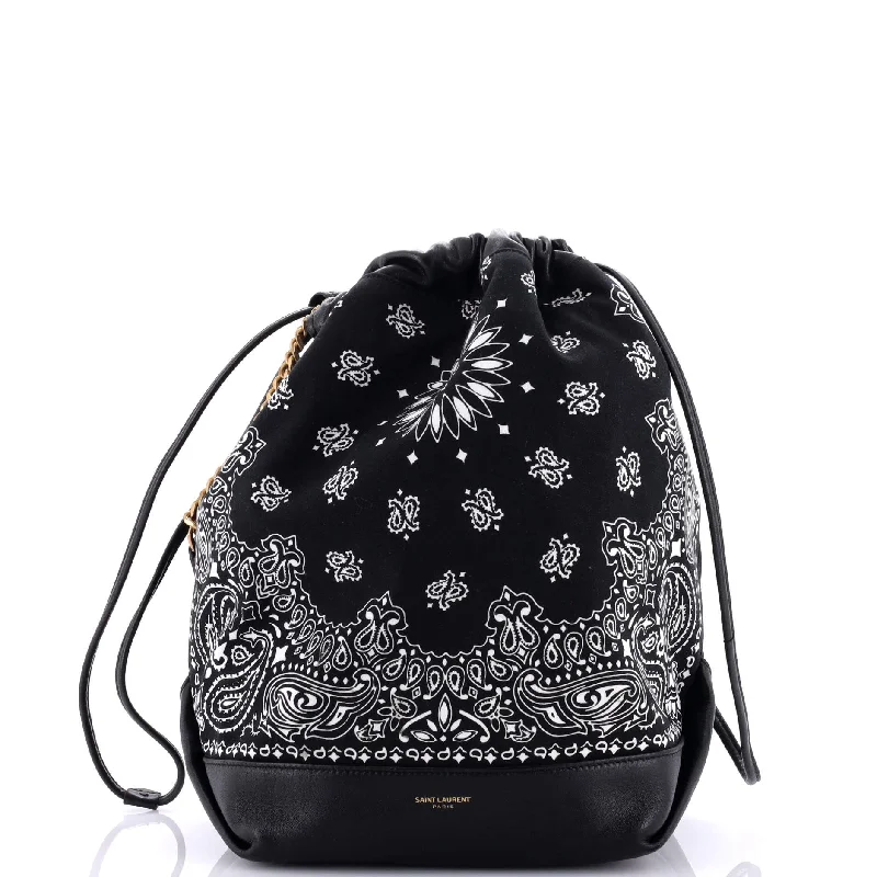 Leatherette bucket bag with a quilted texture for a sophisticated appearanceBandana Teddy Bucket Bag Printed Canvas and Leather Small