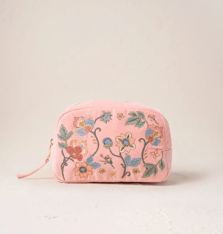 Plus-size makeup bag with an extra-large capacity for storing all makeup essentialsBotanical Garden Makeup Bag