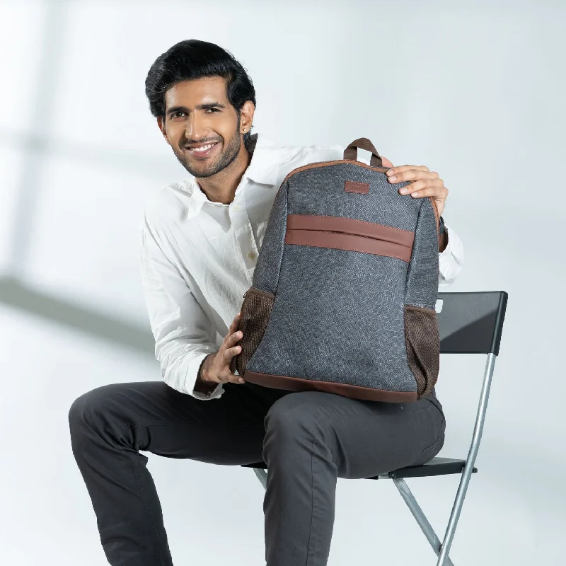 Backpack with multiple compartments, including a laptop sleeve for organizationAmer Maze Classic Backpack