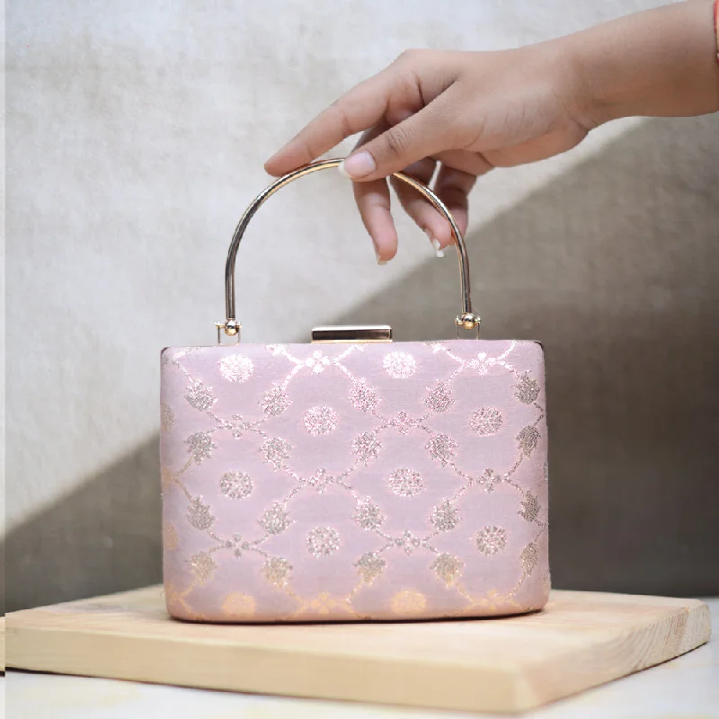 Geometric - shaped evening bag for a contemporary aestheticArtklim Baby Pink And Silver Brocade Party Clutch