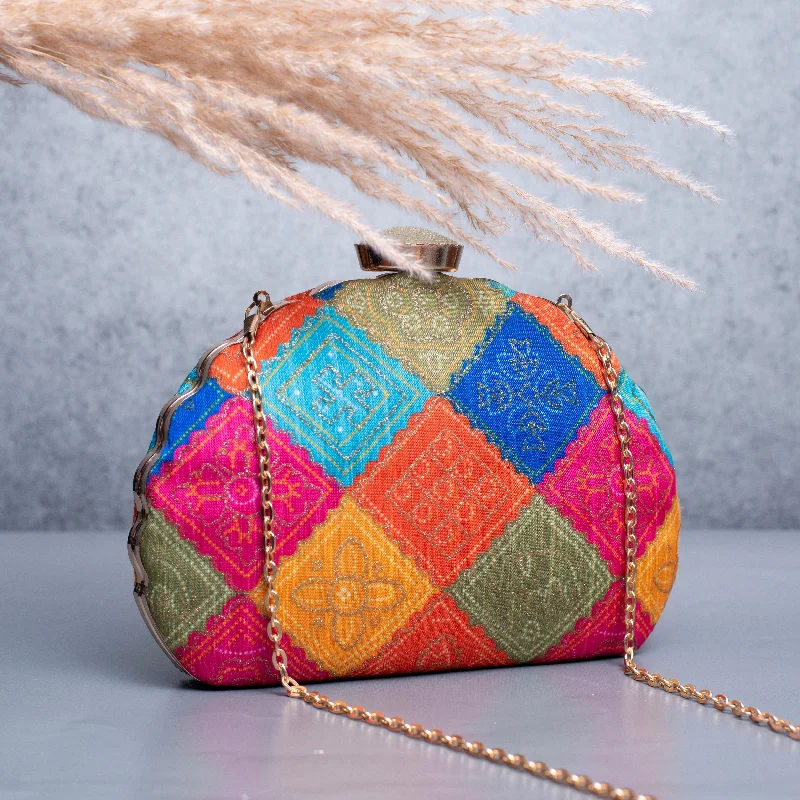 Geometric - shaped evening bag for a contemporary aestheticArtklim Multicolored Pattern Printed Clutch