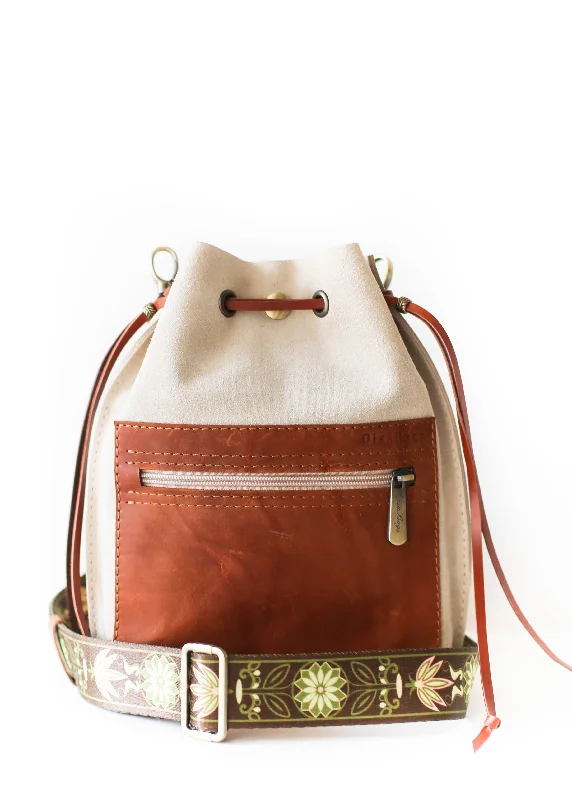 Vintage - style crossbody bag with a brass frame and leather strapsBeige Designer Mini Bag - Small Leather Bag