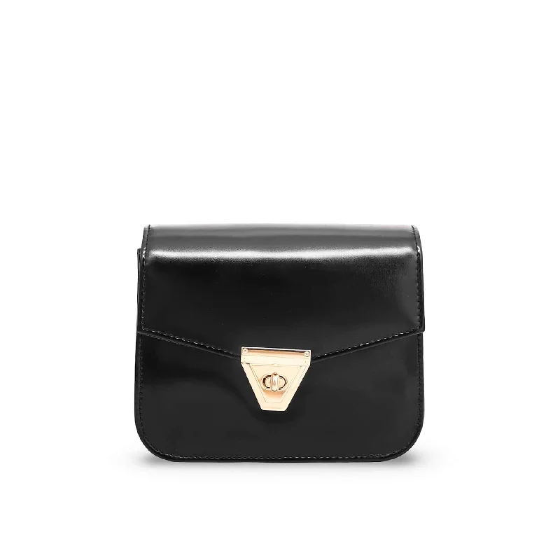 Embroidered silk shoulder bag with intricate gold threadwork for a luxurious lookBlack Formal Shoulder Bag P56100