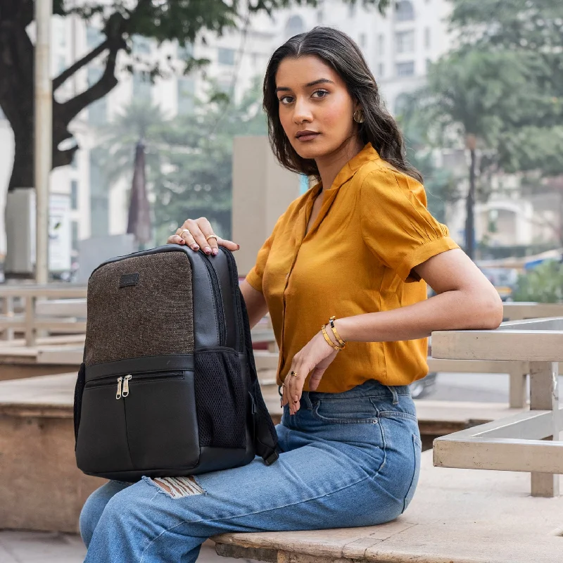 Convertible backpack that can be worn as a cross - body bagBristel Office Backpack