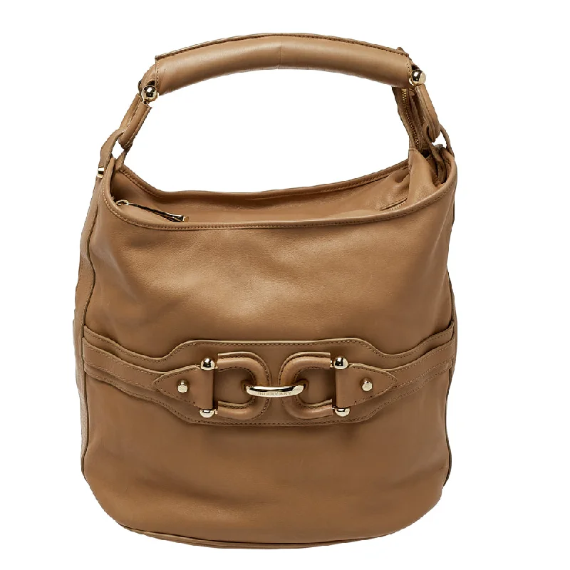 Women's leather satchel with a hand-stitched edge for a premium lookBurberry  Leather Horsebit Hobo