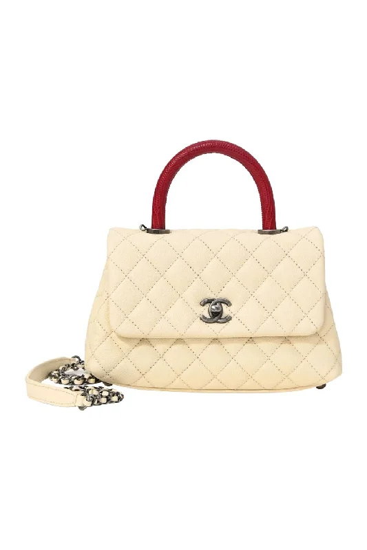 Convertible handle bag that can be worn as a shoulder bag with an adjustable strap[WB7216] Chanel | Top Handle Bag