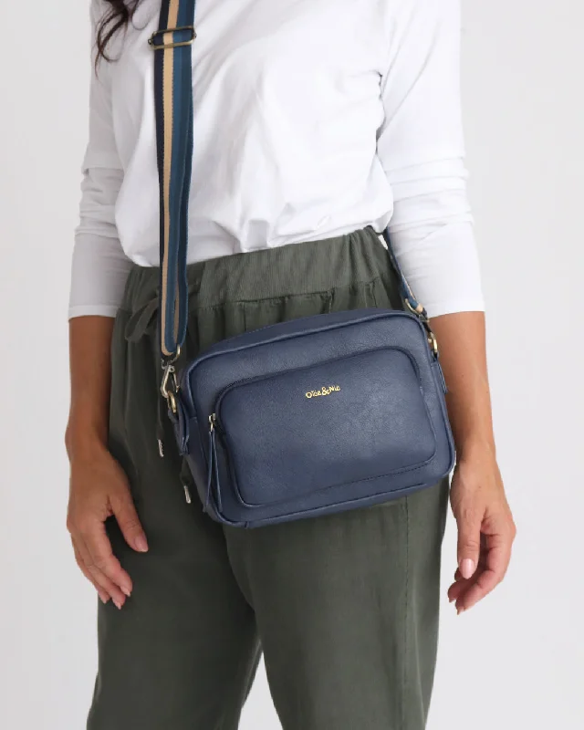 Mini crossbody bag with a chain strap for a trendy and compact lookDoyle Crossbody - Navy