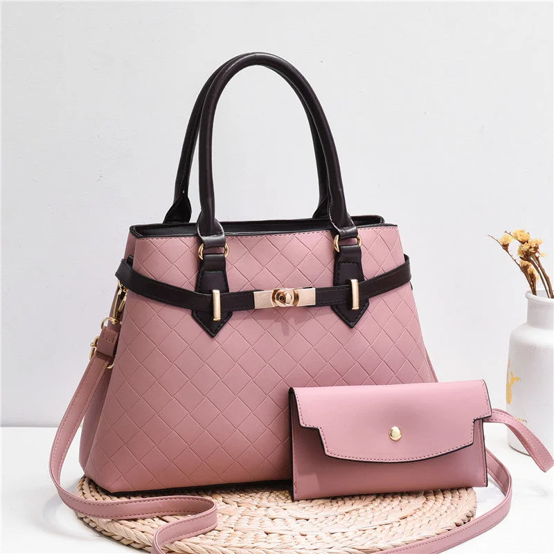 Women's silk - lined leather makeup bags with multiple compartmentsFactory wholesale custom-made new women hand bags  rhomboid lock decorative child mother bag cross body shoulder bag