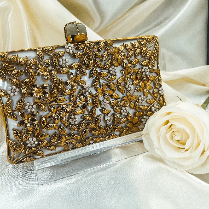 Lace - covered clutch for a romantic and feminine lookMAHARANI Clutch (Gold)