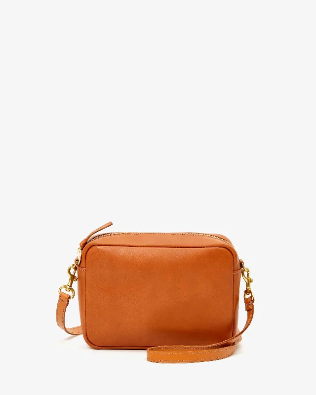 Convertible crossbody bag that can be worn as a shoulder bagMidi Sac