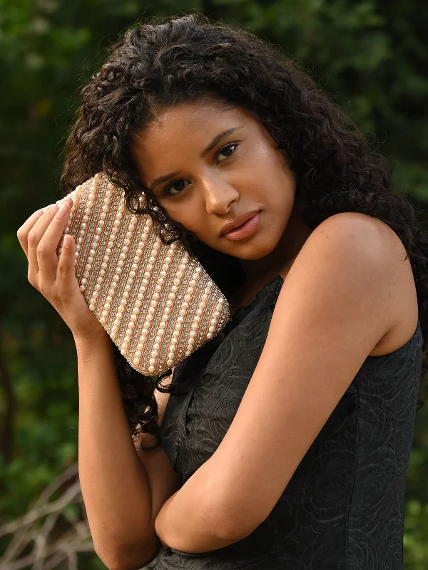 Leather evening bag with a gold - plated chain strap for a sophisticated lookOdette Gold Beads Embellished Clutch Bag For Women