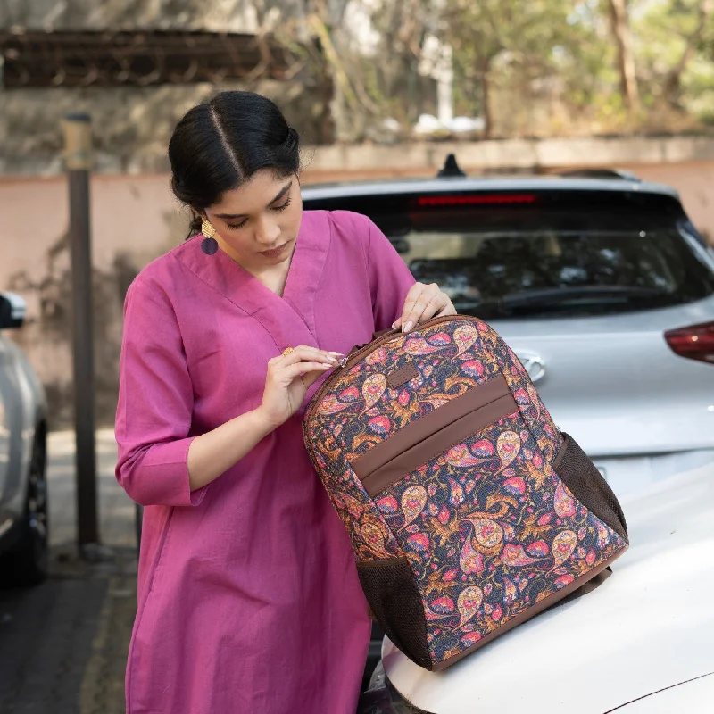 Convertible backpack that can be worn as a cross - body bagPaisley Print Classic Backpack