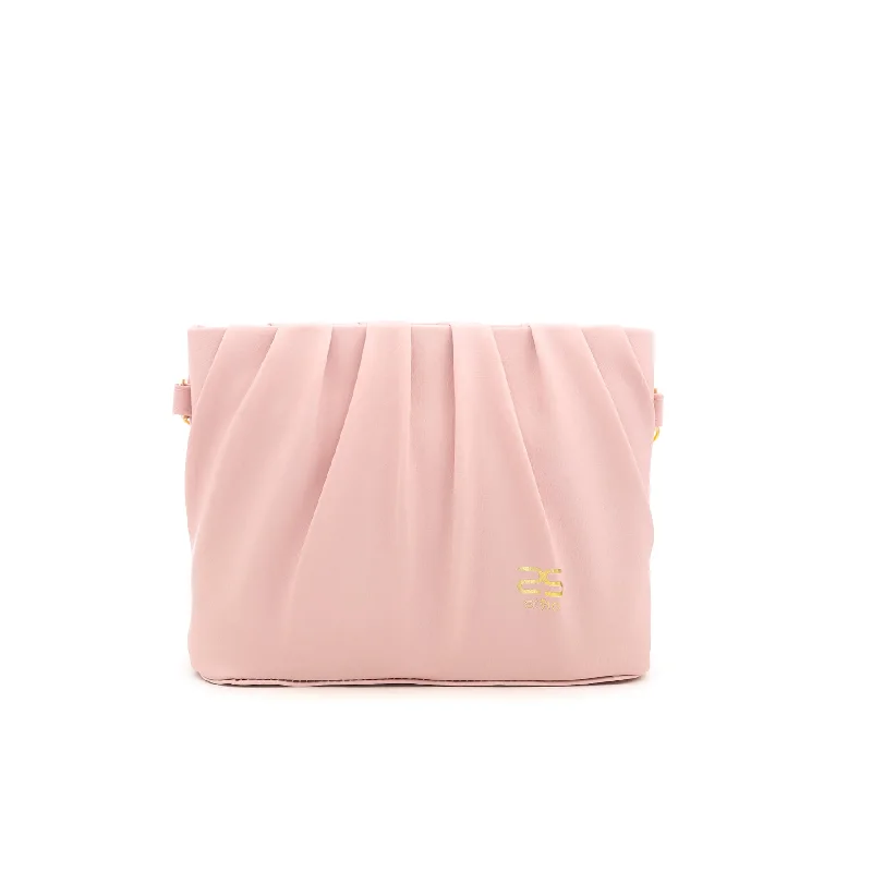 Faux fur shoulder bag with a fluffy texture for winter fashionPink Formal Shoulder Bag P55220