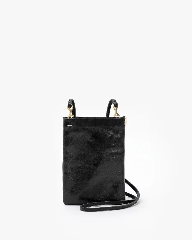 Vegan leather crossbody bag for eco - conscious consumersPoche