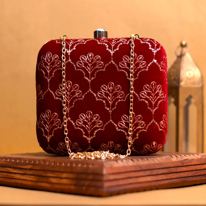 Mother - of - pearl clutch with a delicate sheenRed Sequins Embroidery Party Clutch