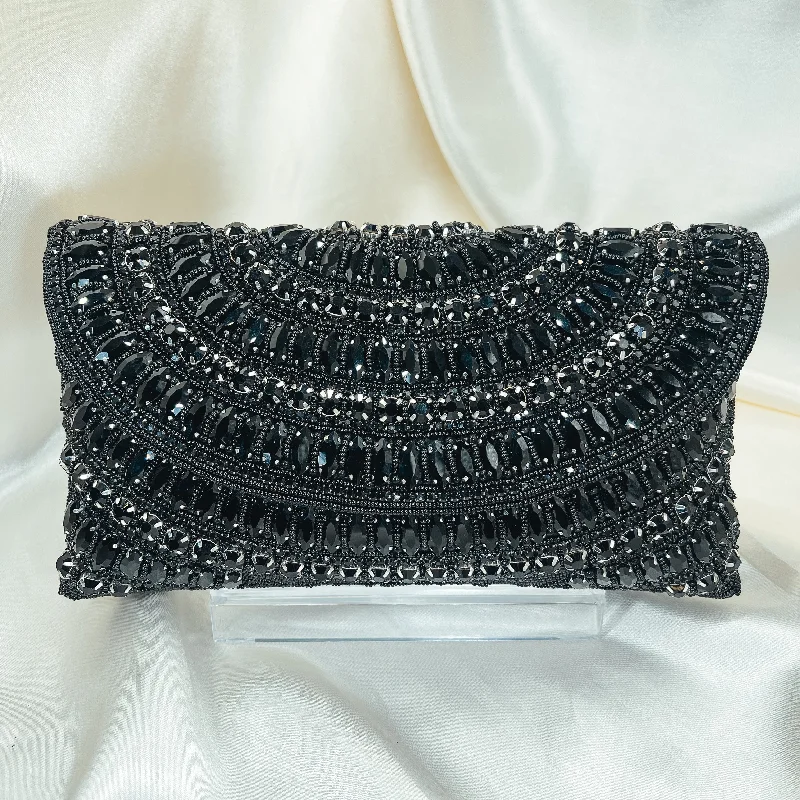 Vintage - style beaded evening bag with an art - deco patternJULIA Clutch (Black)