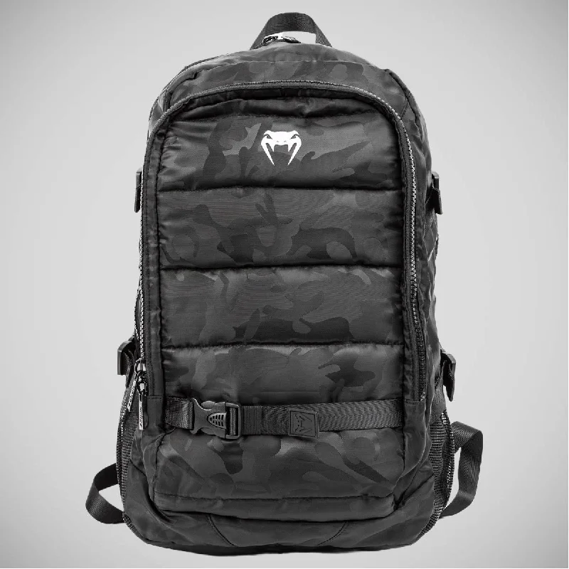 Metallic backpack with a shiny finish for a trendy evening accessoryVenum Challenger Pro Back Pack Black/Dark Camo