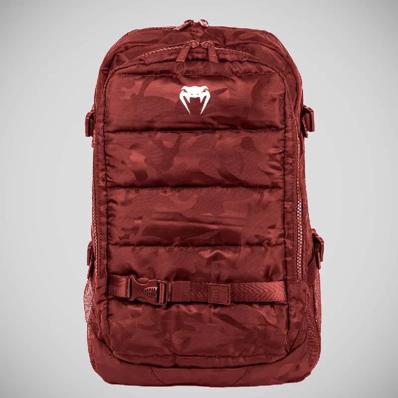 Metallic backpack with a shiny finish for a trendy evening accessoryVenum Challenger Pro Back Pack Camo/Burgundy