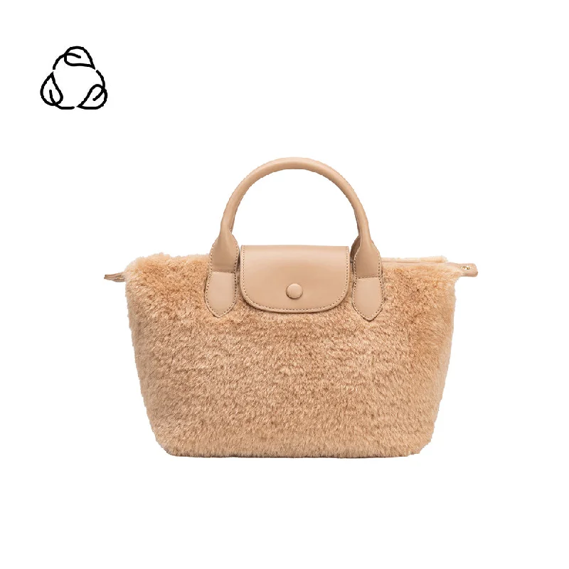 Plus - size handle bag with a spacious interior to carry all daily essentialsWinnie Tan Sherpa Tote Bag