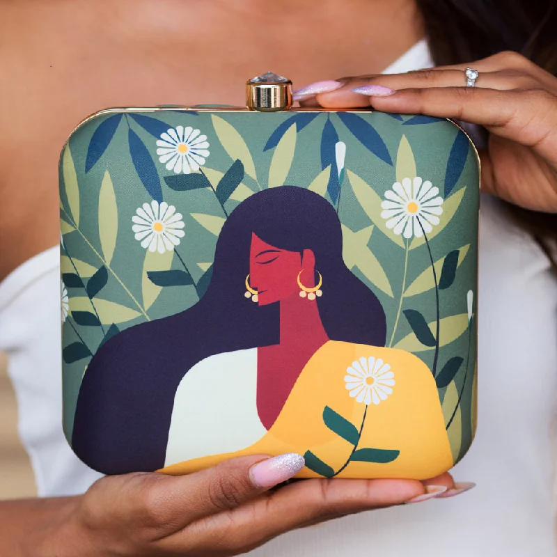 Geometric - shaped evening bag for a contemporary aestheticYellow Saree Lady on Flower Green and White Leaf Background Printed Clutch